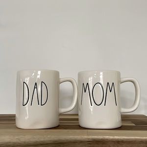 Rae Dunn - Mom and Dad Coffee Mug Set
